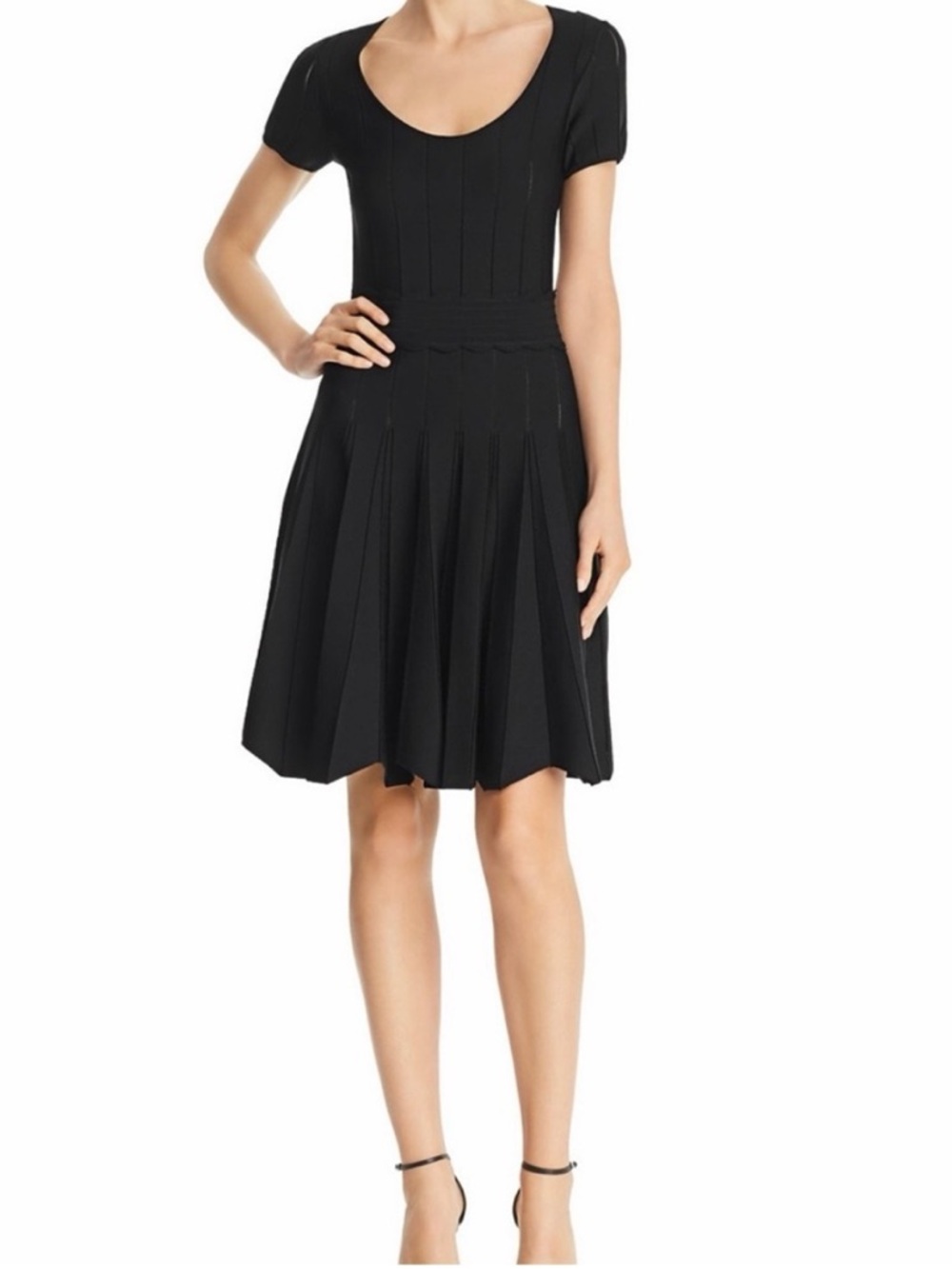 SHOSHANNA Jonetta Scoop Neck Black Knit Dress Medium Short Sleeve Fit & Flare